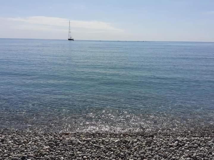 Appartement Avec Jardin Roquebrune-Cap-Martin Exterior foto